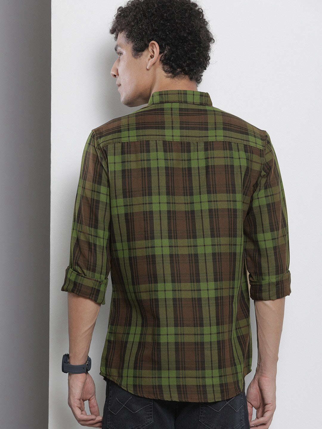 Shop Men Checked Shirt Online.