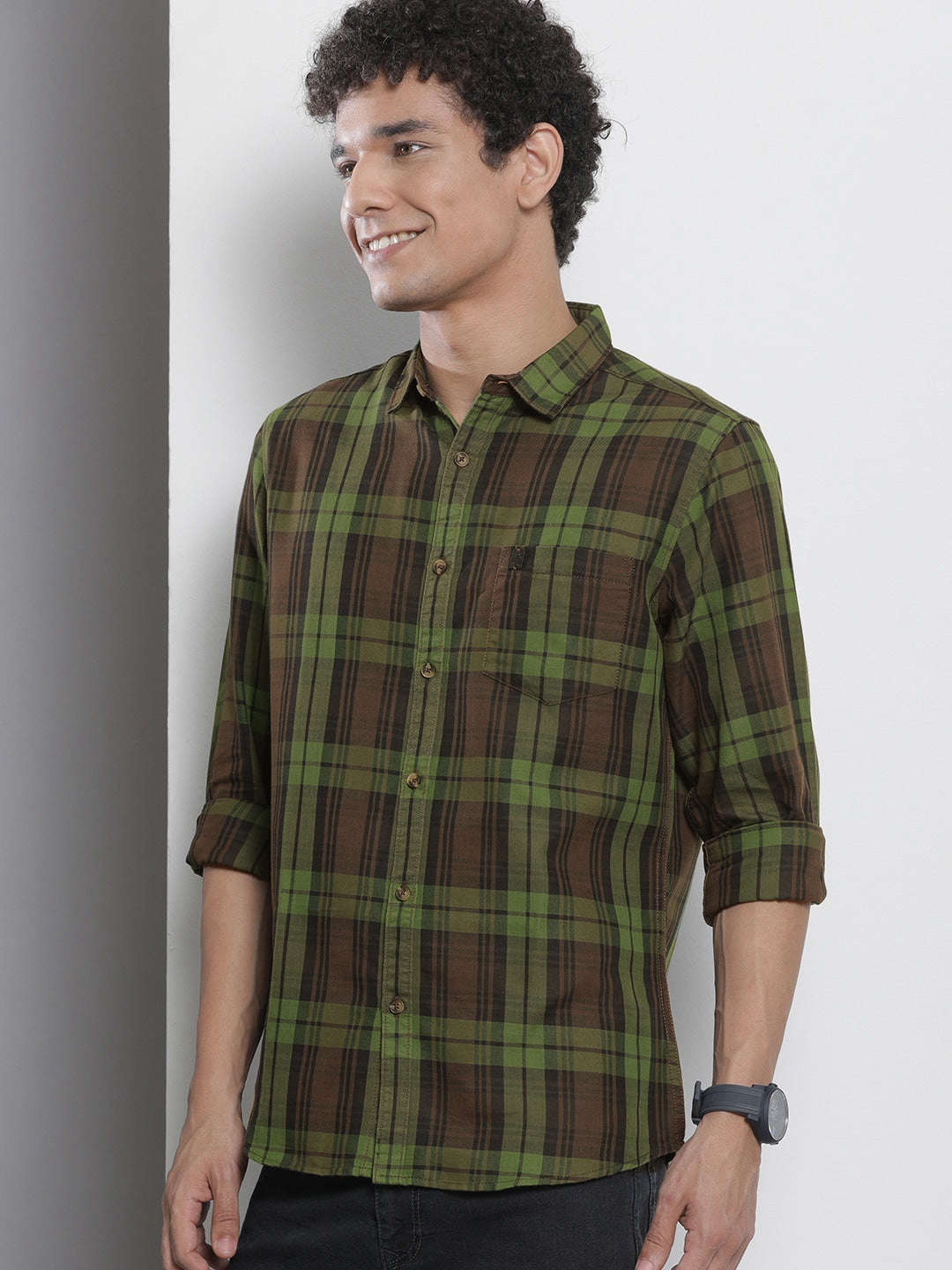 Shop Men Checked Shirt Online.