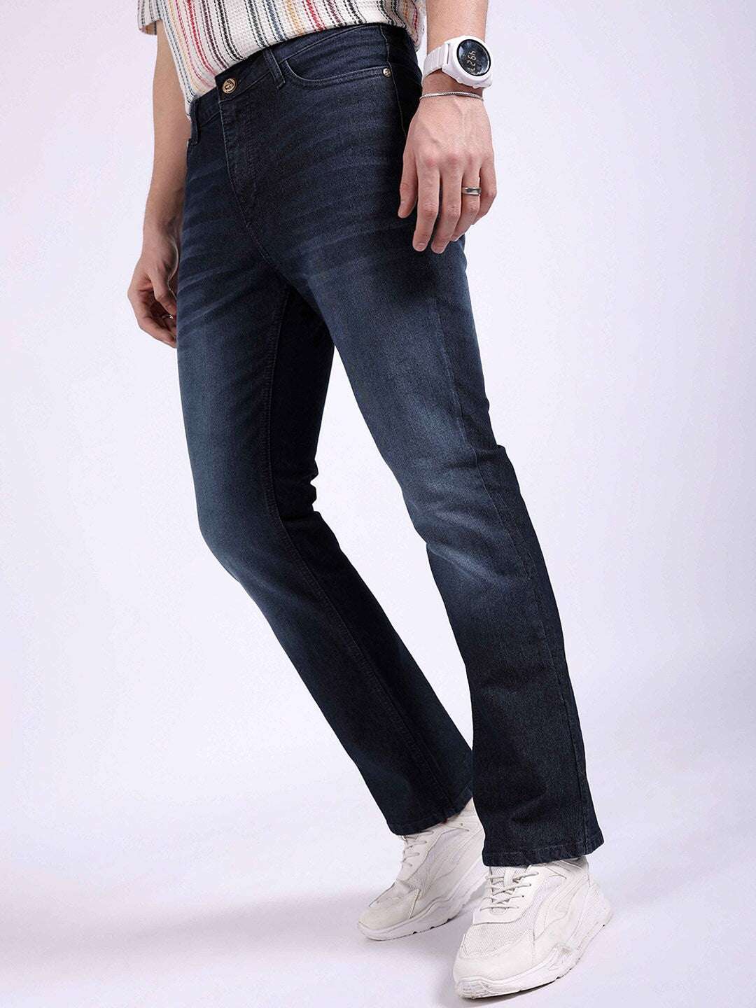 Shop Men Slim Fit Jeans Online.