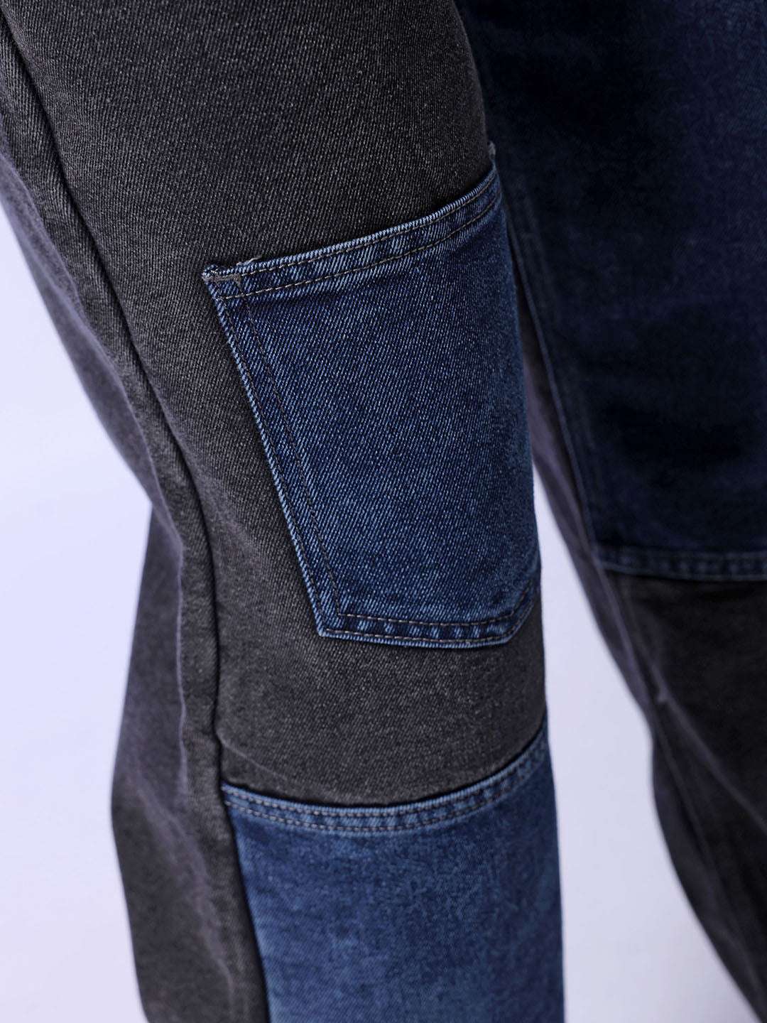 Shop Men Relaxed Fit Jeans Online.