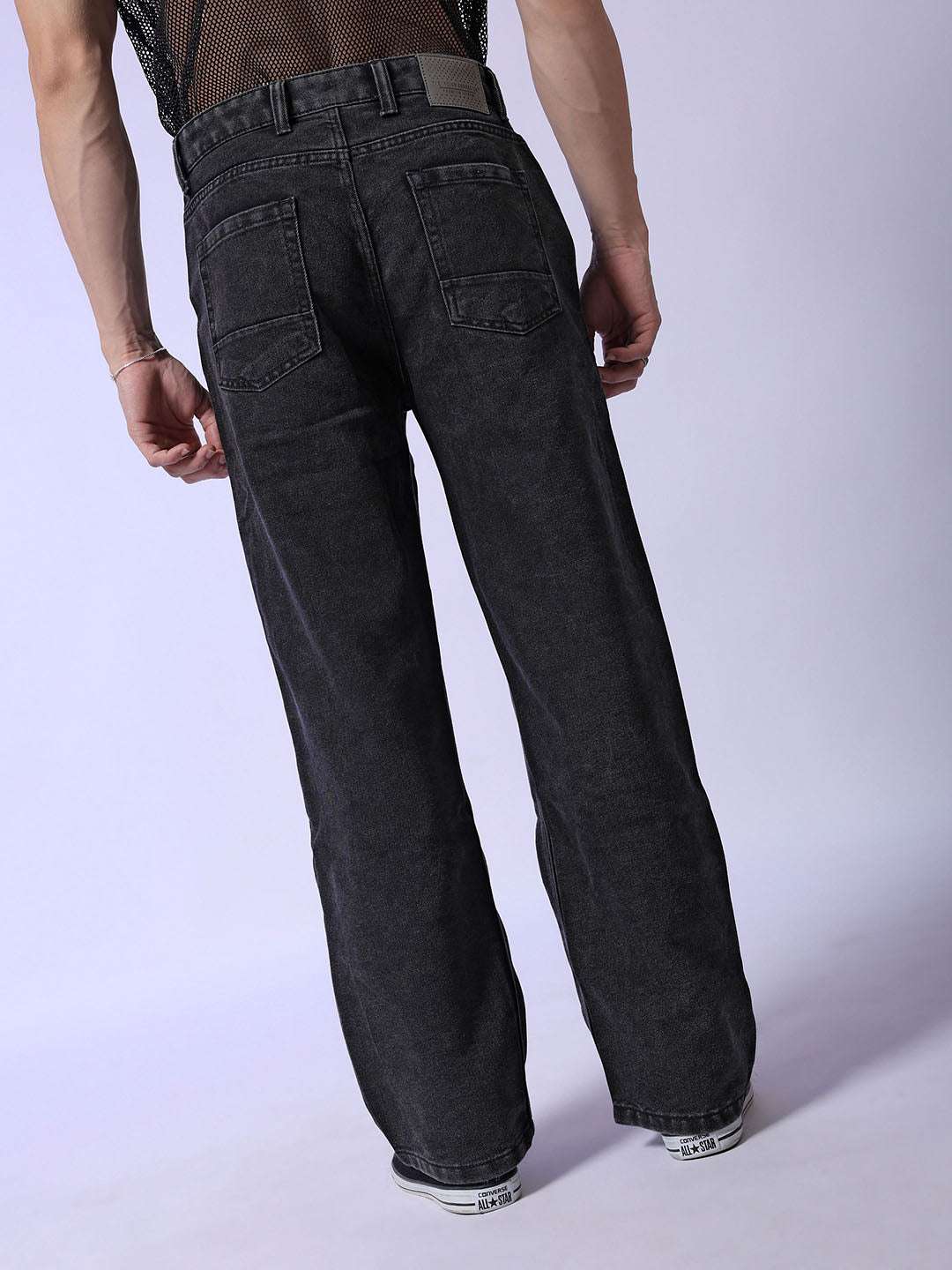 Shop Men Relaxed Fit Jeans Online.