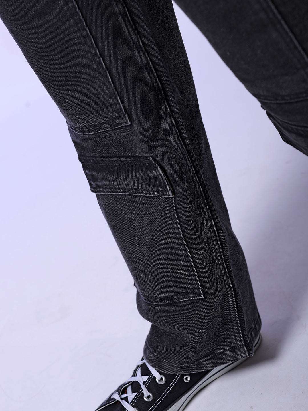 Shop Men Relaxed Fit Jeans Online.