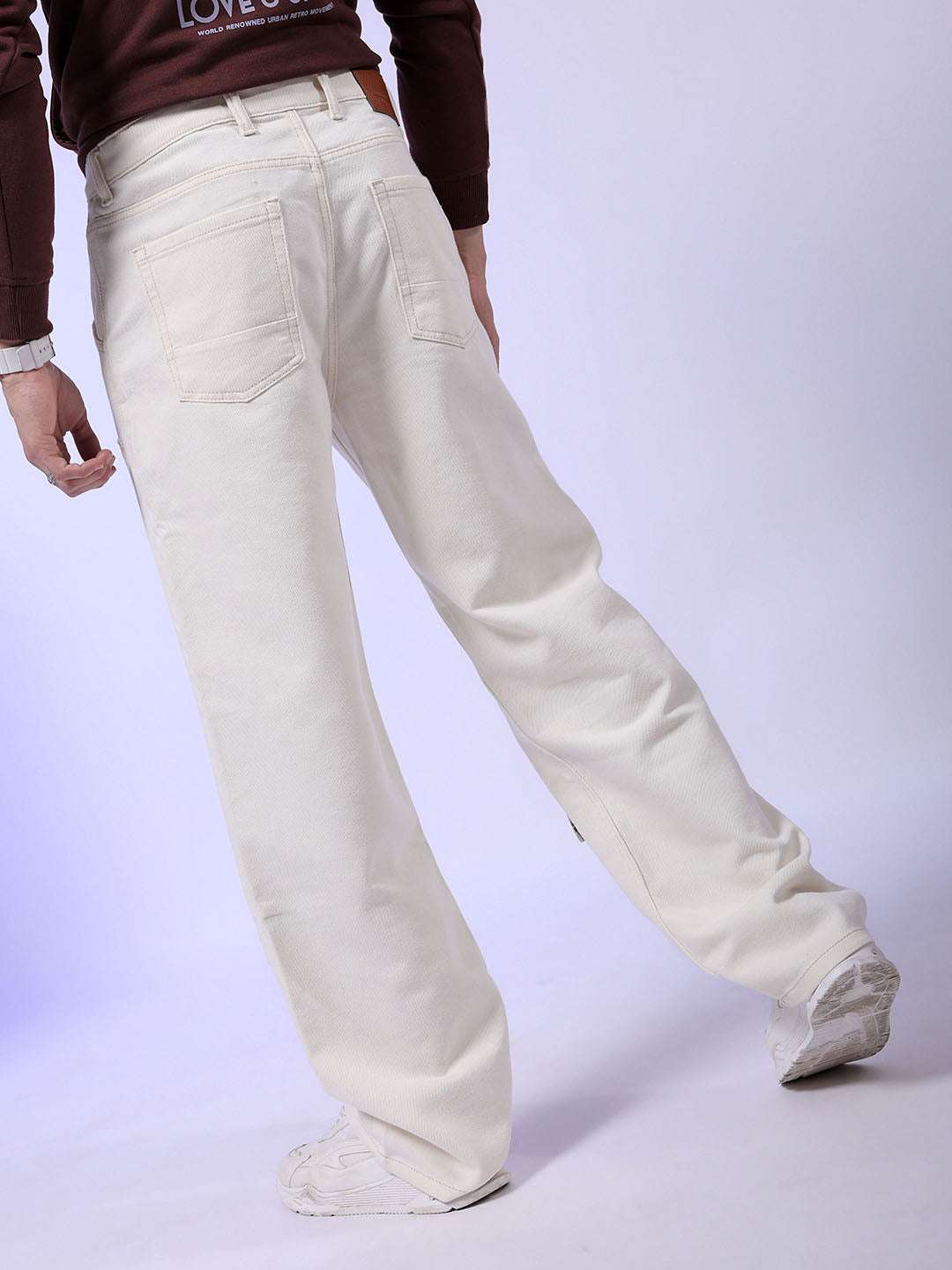 Shop Men Relaxed Fit Jeans Online.