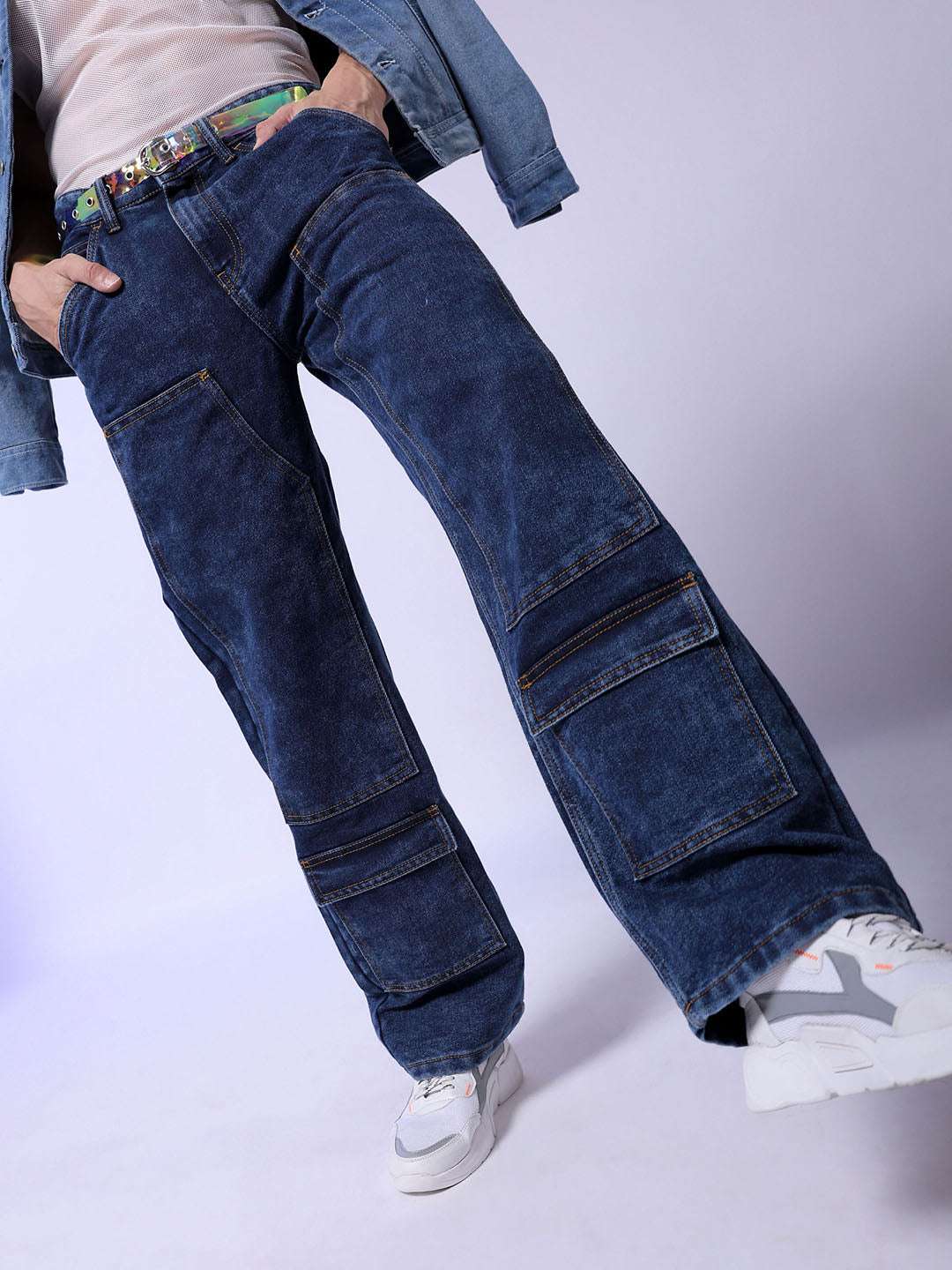 Shop Men Relaxed Fit Jeans Online.