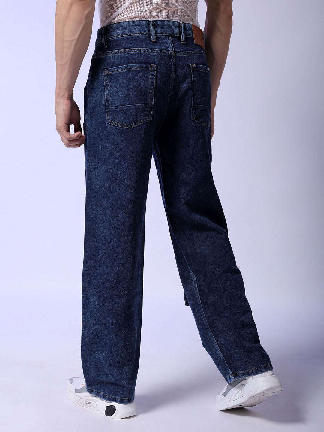 Shop Men Relaxed Fit Jeans Online.