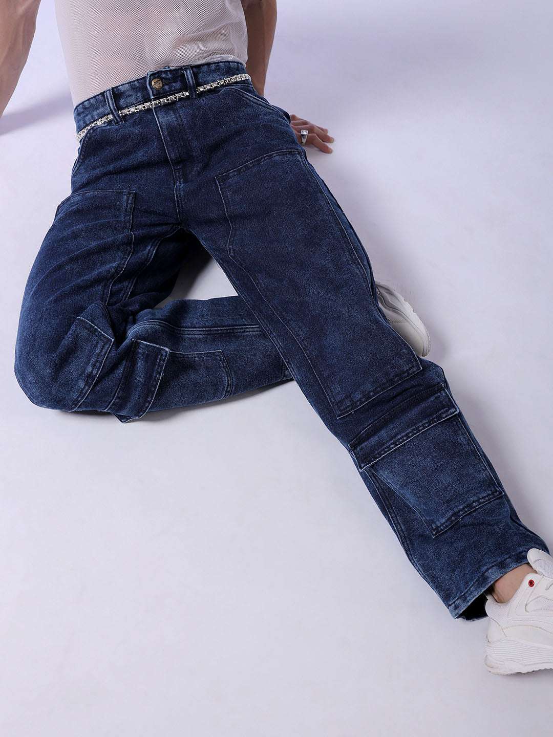 Shop Men Relaxed Fit Jeans Online.