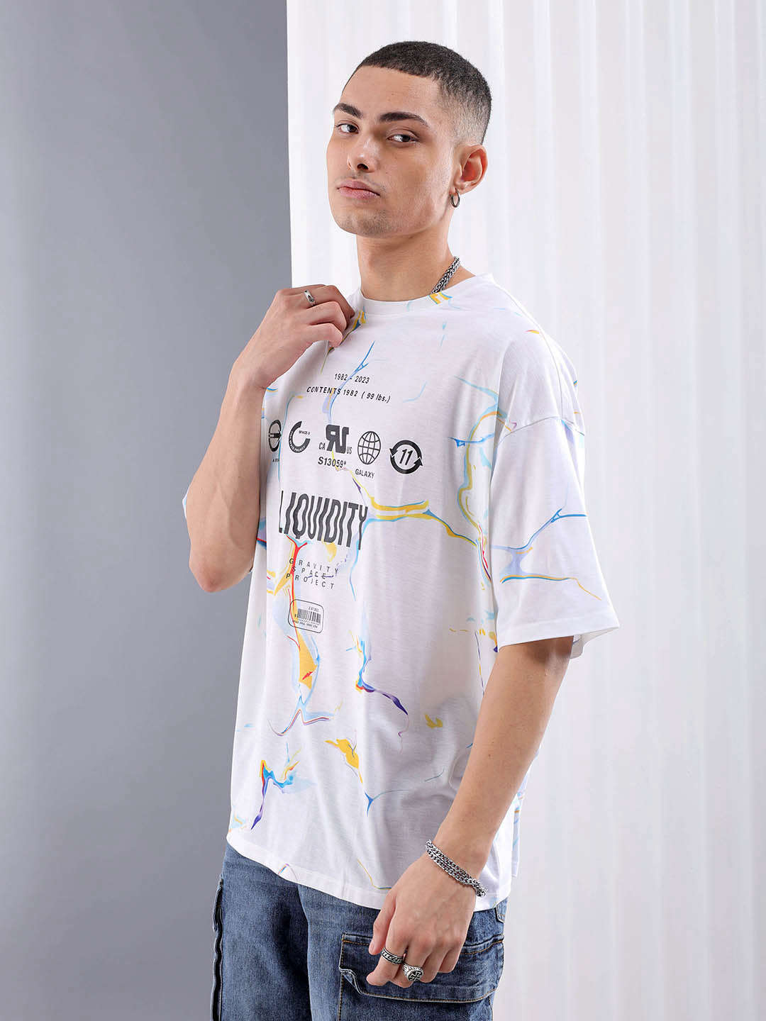 Shop Men Printed Oversized T-shirt Online.