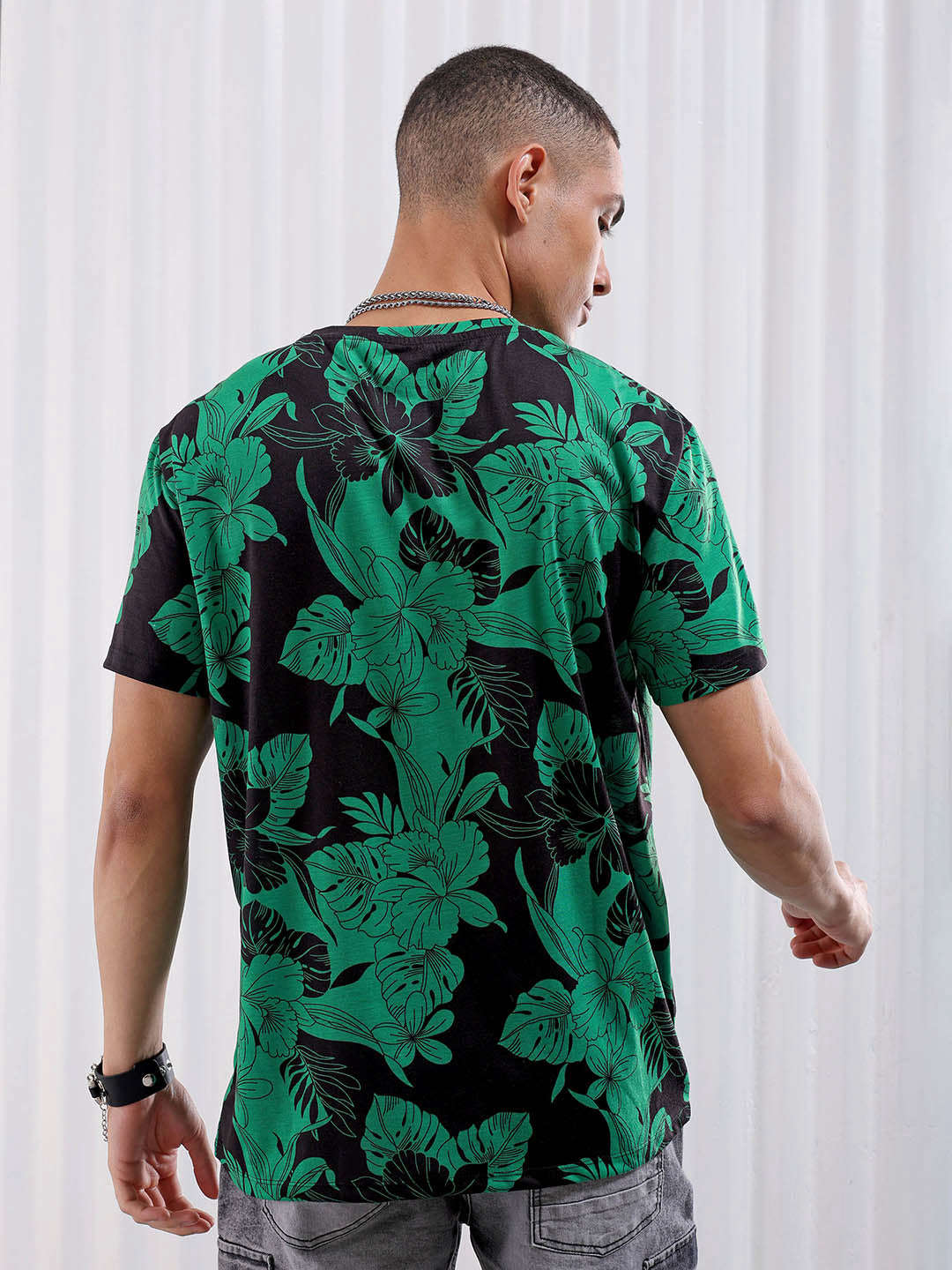 Shop Men Printed T-shirt Online.