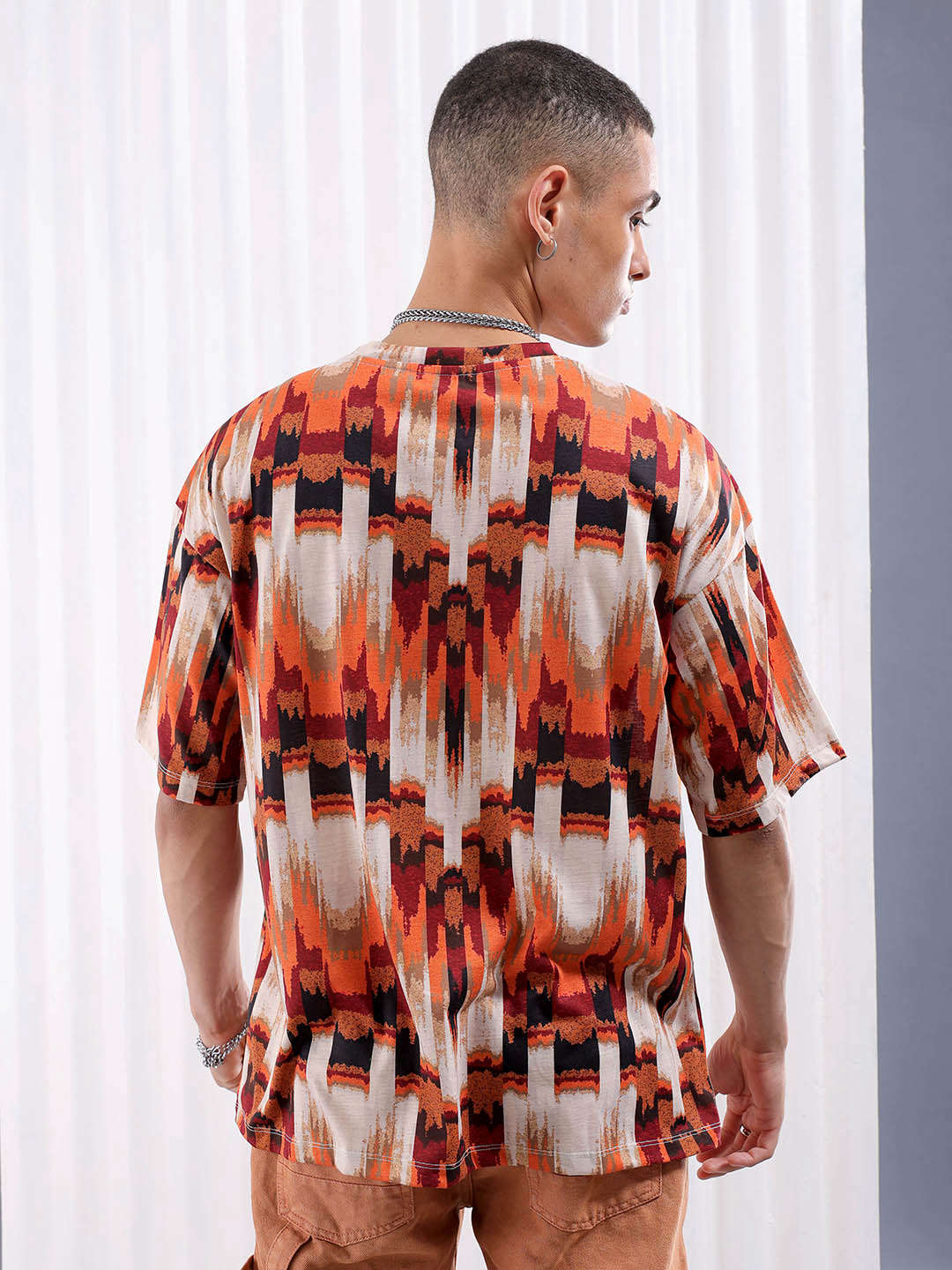 Shop Men Printed Oversized T-shirt Online.