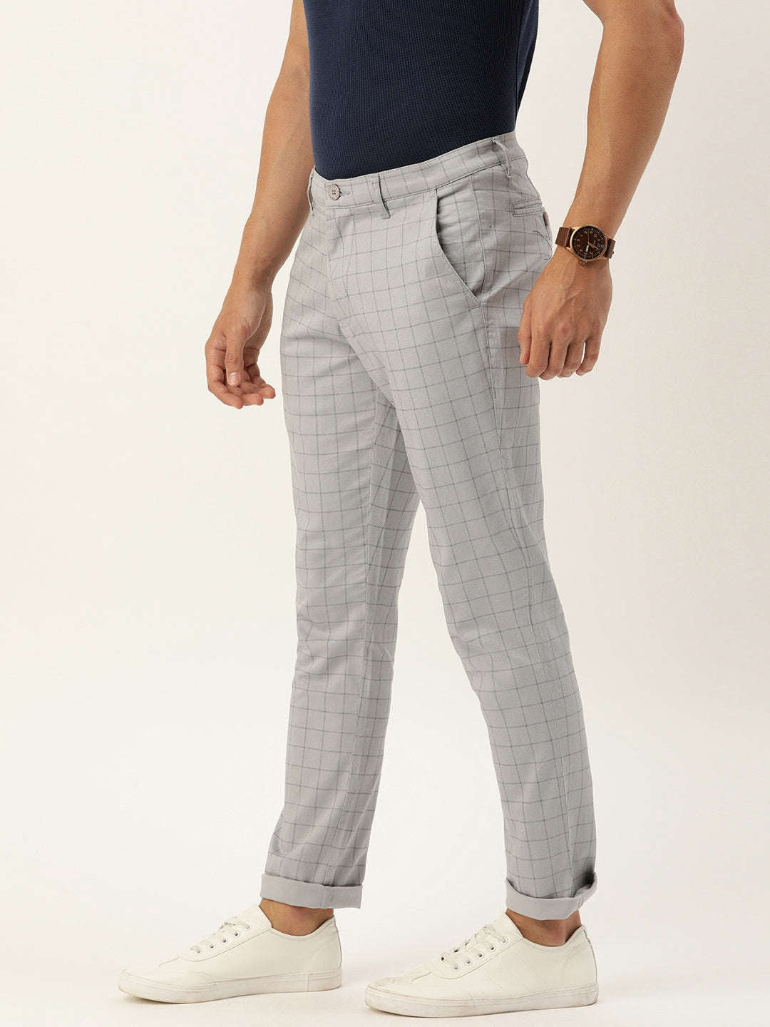 Shop Men Checked Chino Online.