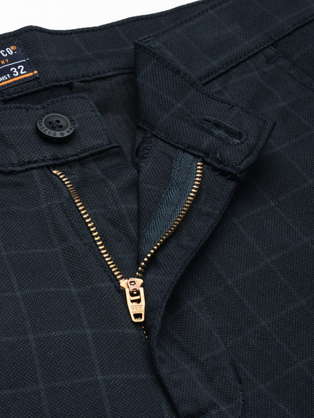 Shop Men Checked Chino Online.