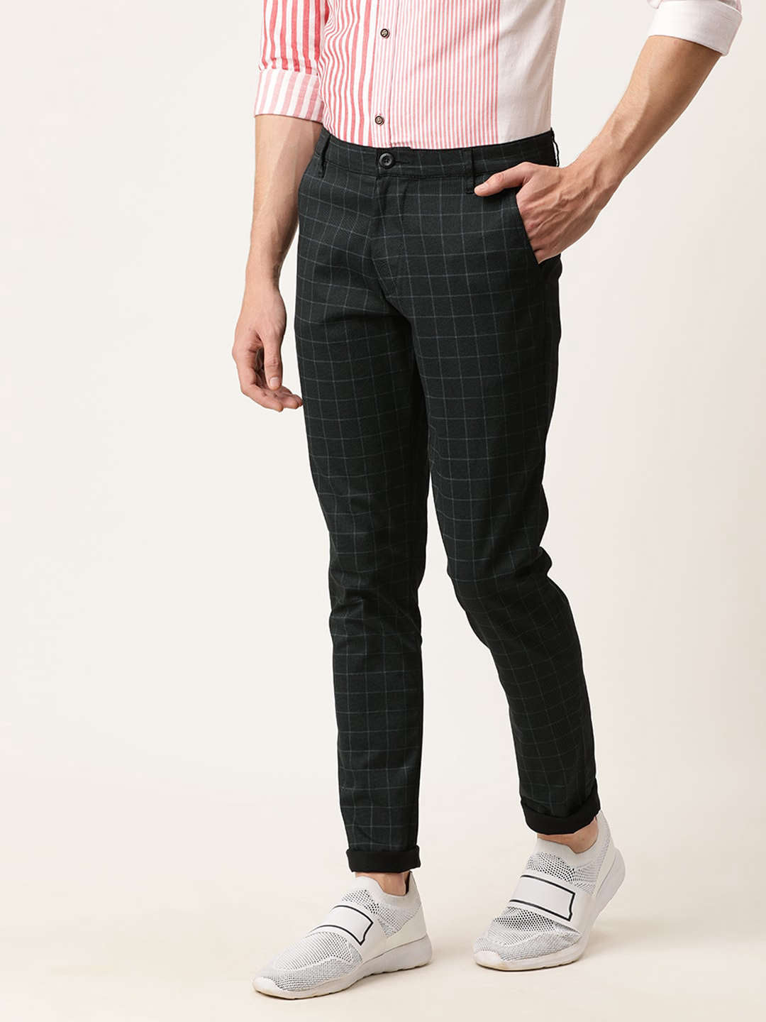 Shop Men Checked Chino Online.