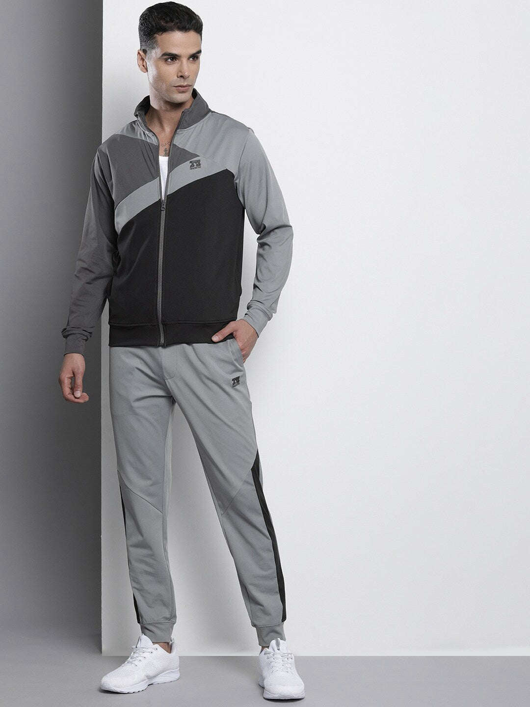 Shop Men Knit Tracksuit Online.