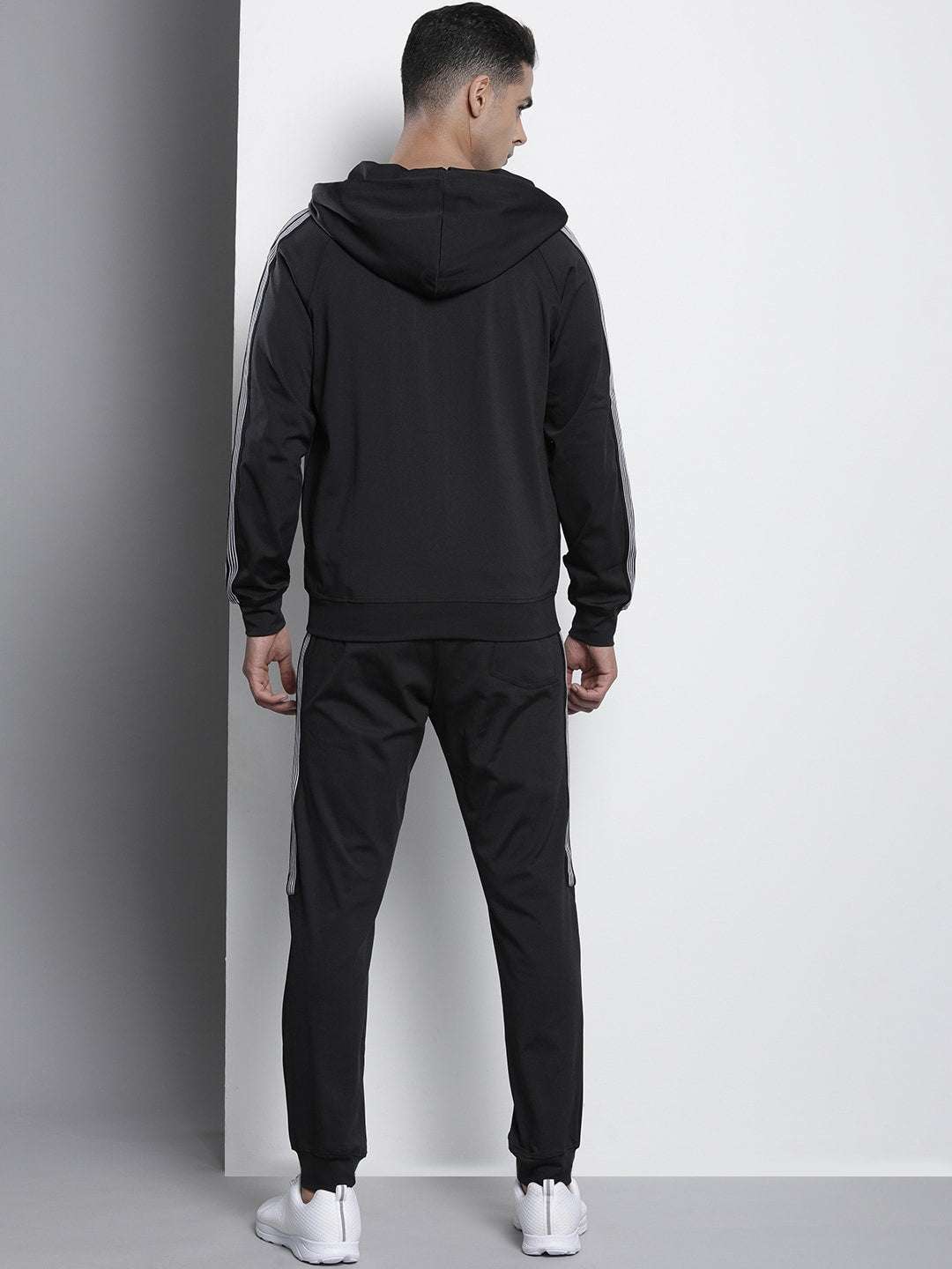 Shop Men Knit Tracksuit Online.