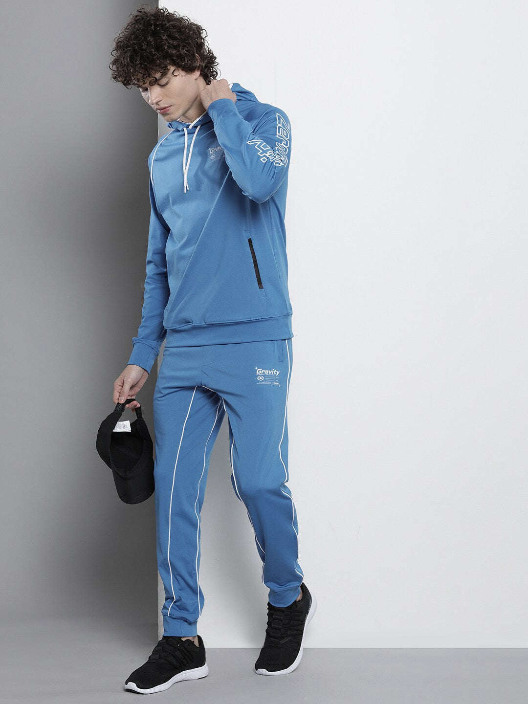 Shop Men Knit Tracksuit Online.