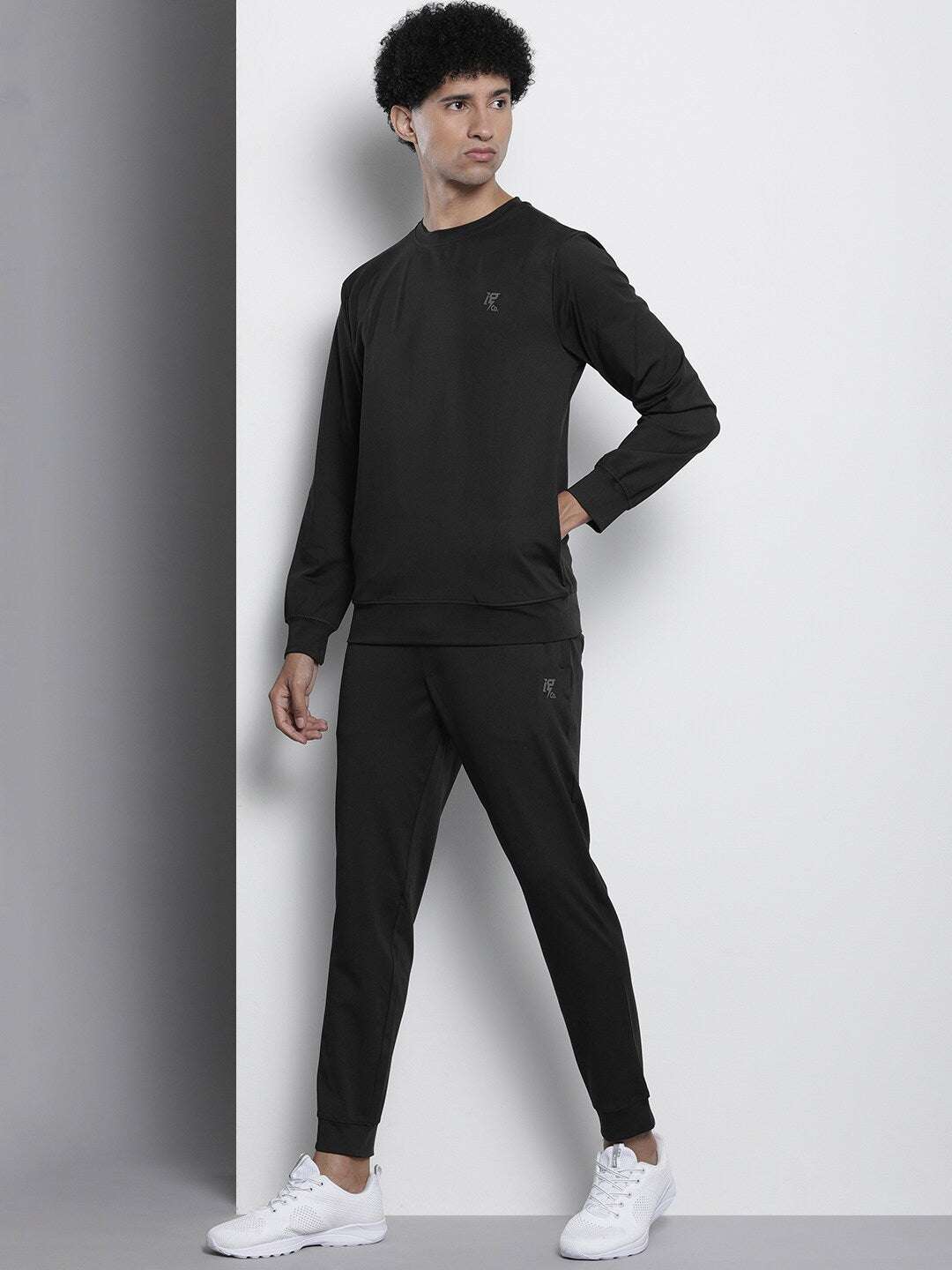 Shop Men Knit Tracksuit Online.