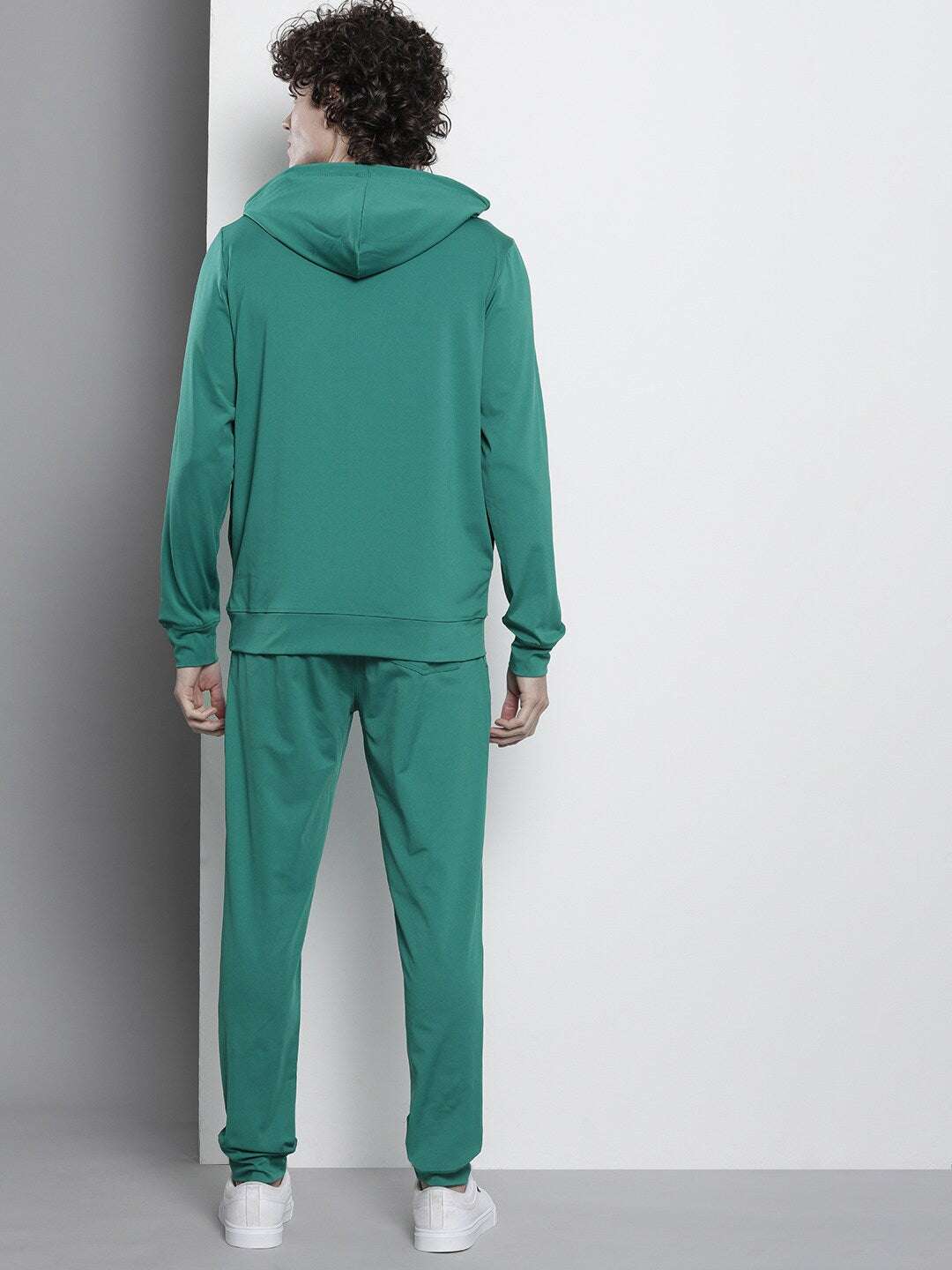 Shop Men Knit Tracksuit Online.