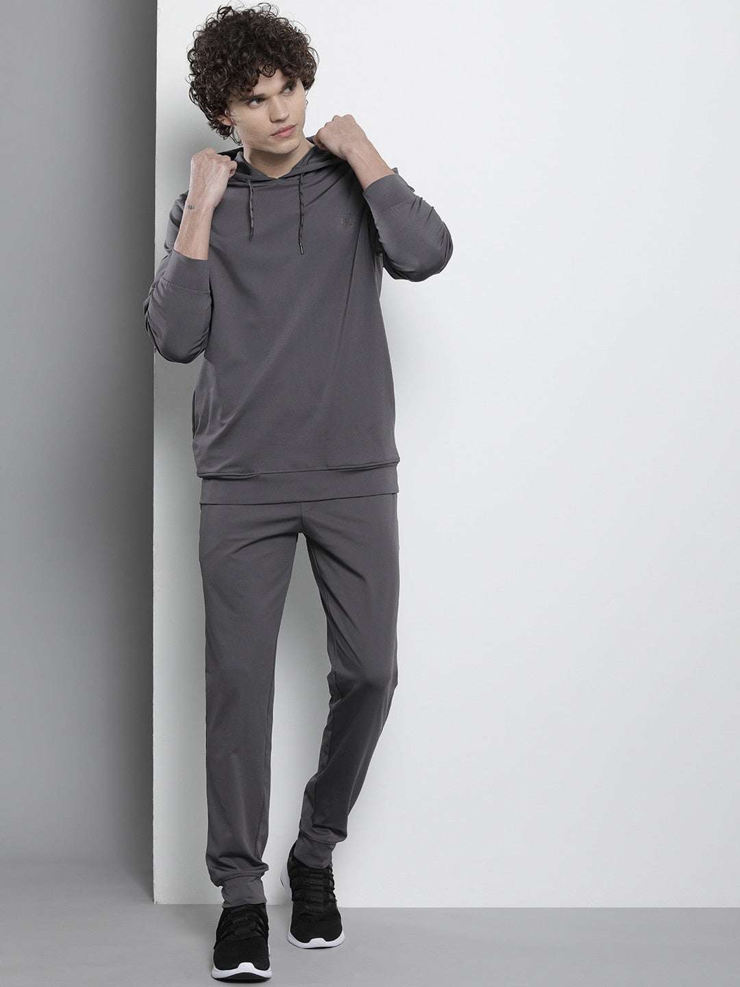 Shop Men Knit Tracksuit Online.