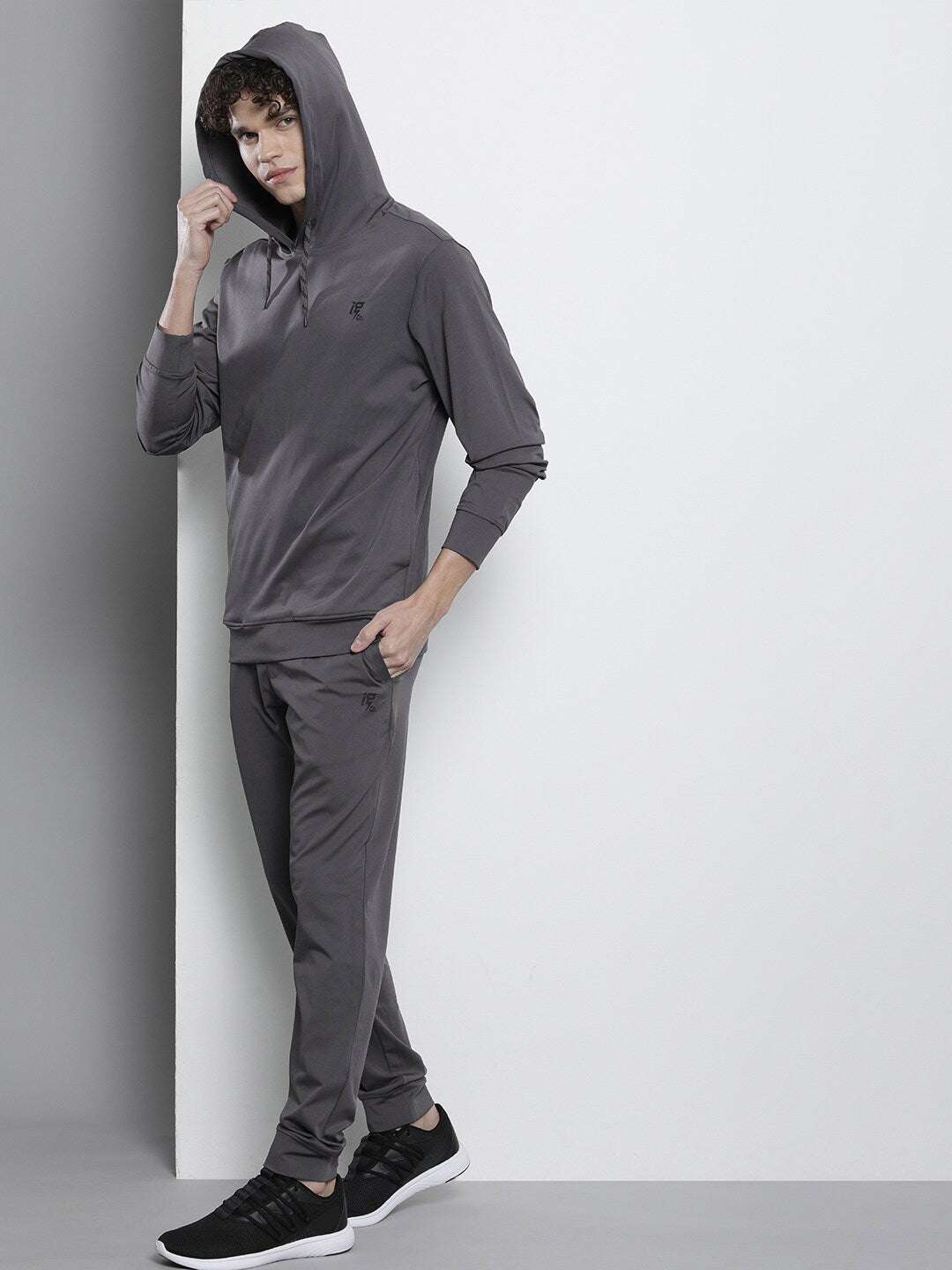 Shop Men Knit Tracksuit Online.