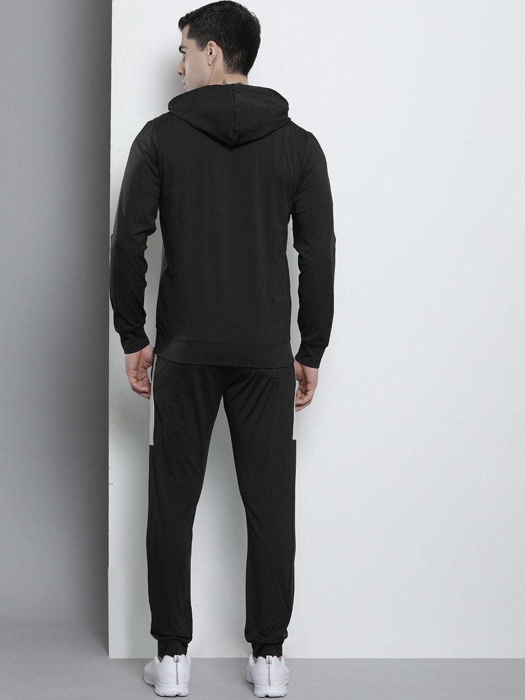 Shop Men Knit Tracksuit Online.