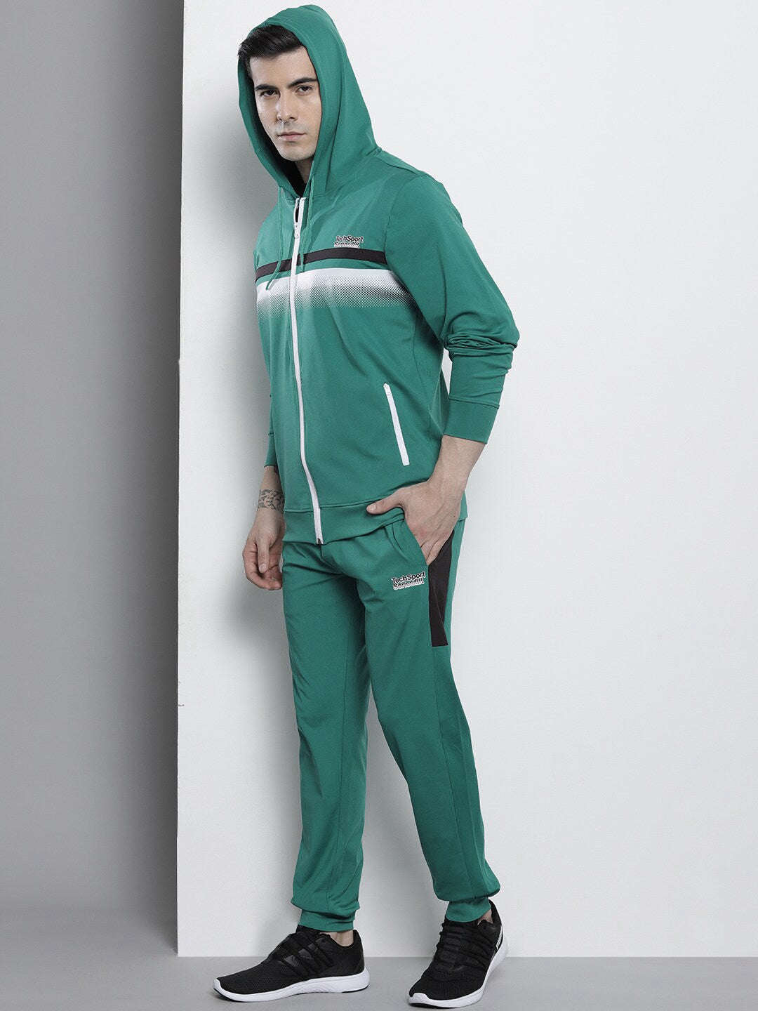 Shop Men Knit Tracksuit Online.