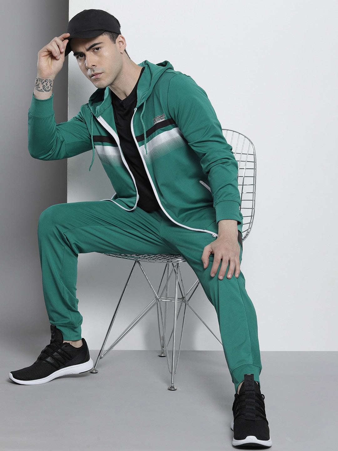 Shop Men Knit Tracksuit Online.