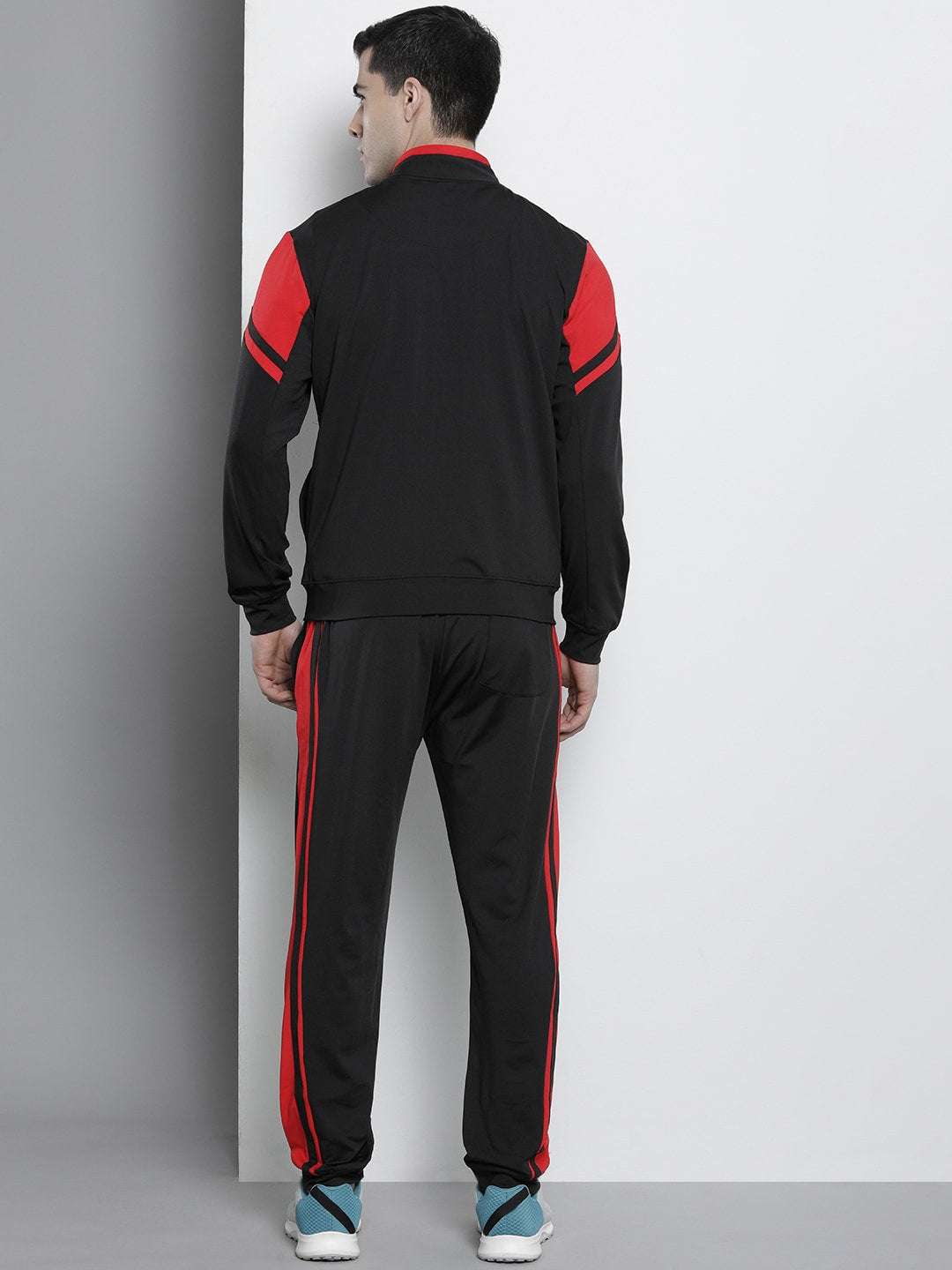 Shop Men Knit Tracksuit Online.