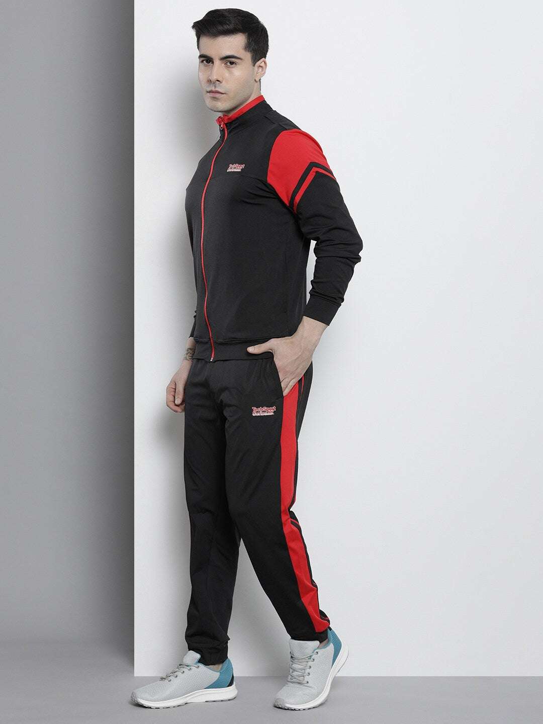 Shop Men Knit Tracksuit Online.