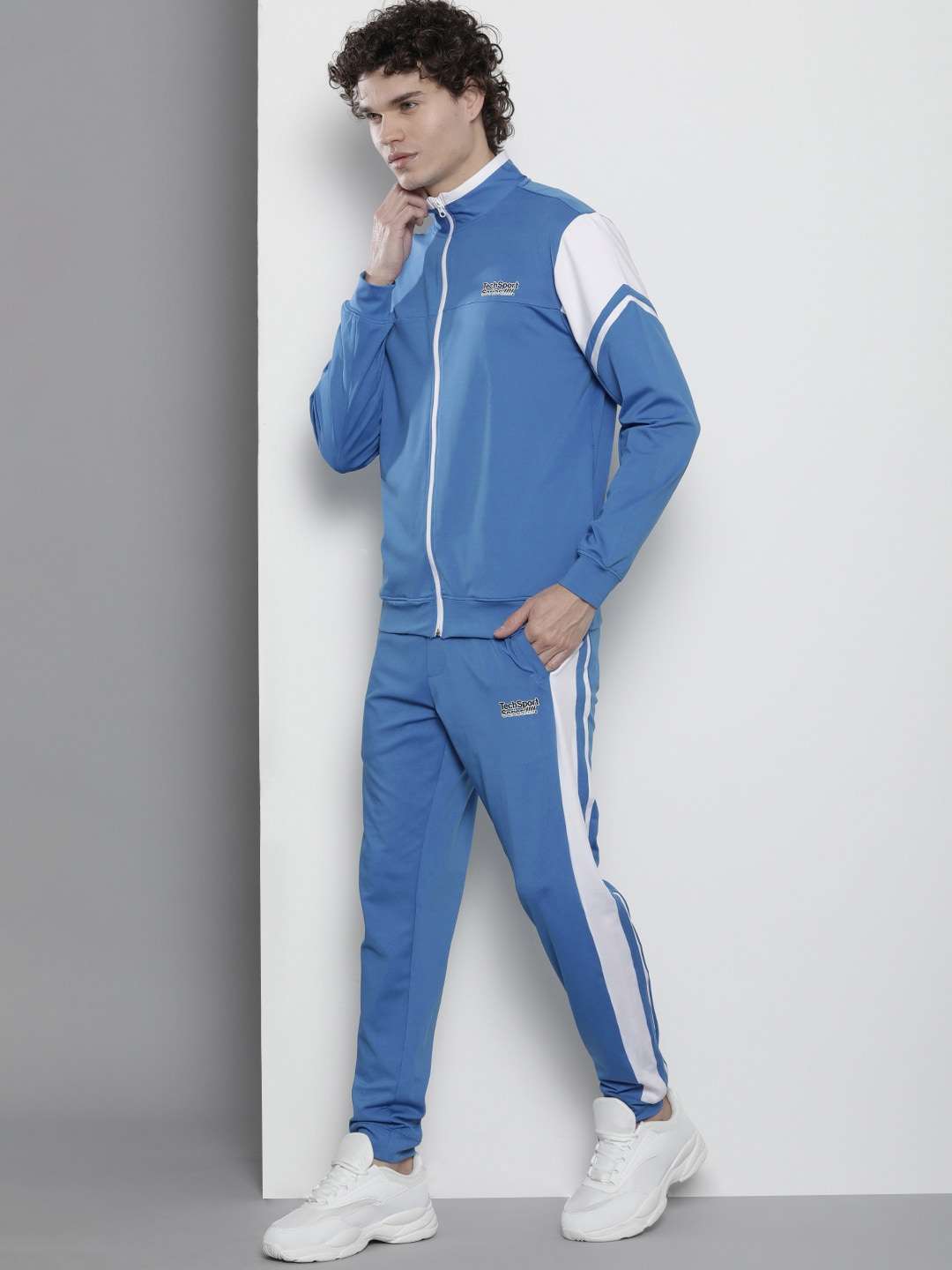 Shop Men Knit Tracksuit Online.