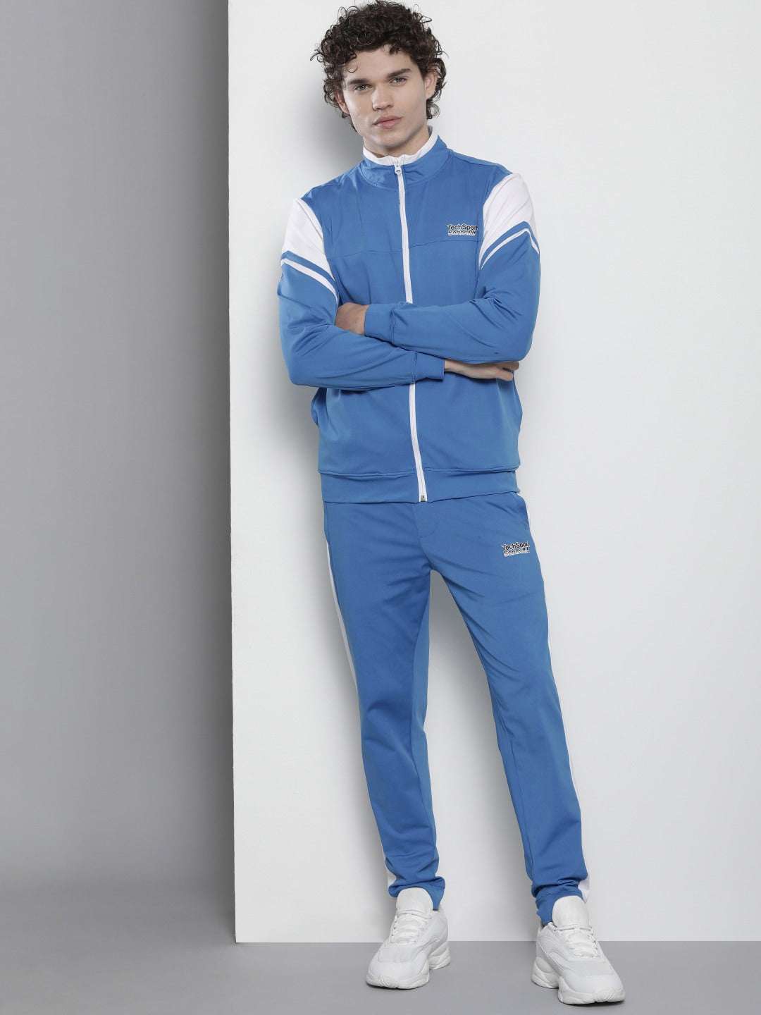 Shop Men Knit Tracksuit Online.