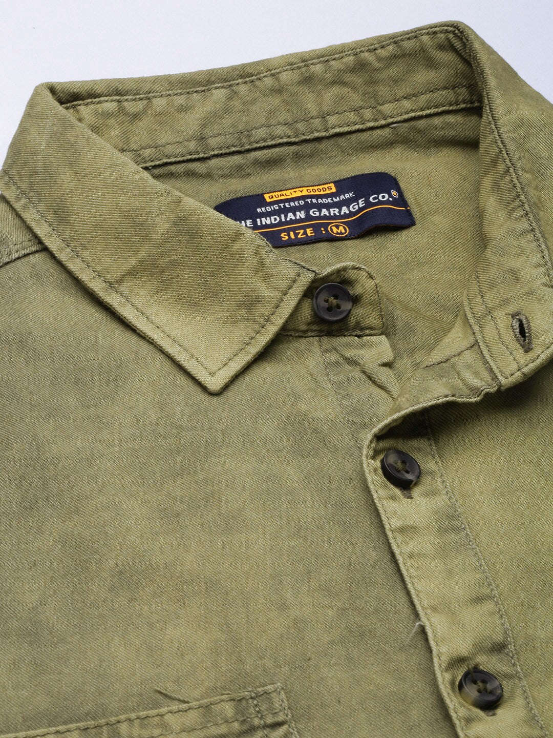 Shop The Indian Garage Co Men Olive Green Solid Pure Cotton Casual Shirt Online.