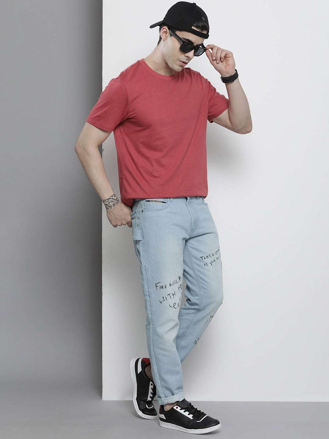 Shop Men Carpenter Jeans Online.