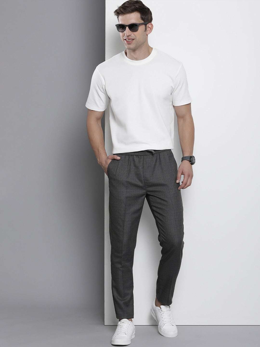 Shop Men Regular Fit Trouser Online.