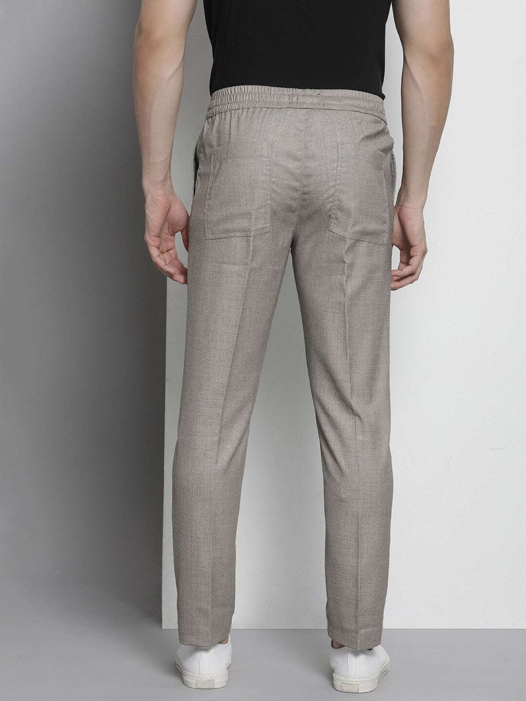 Shop Men Pleated Jogger Trouser Online.