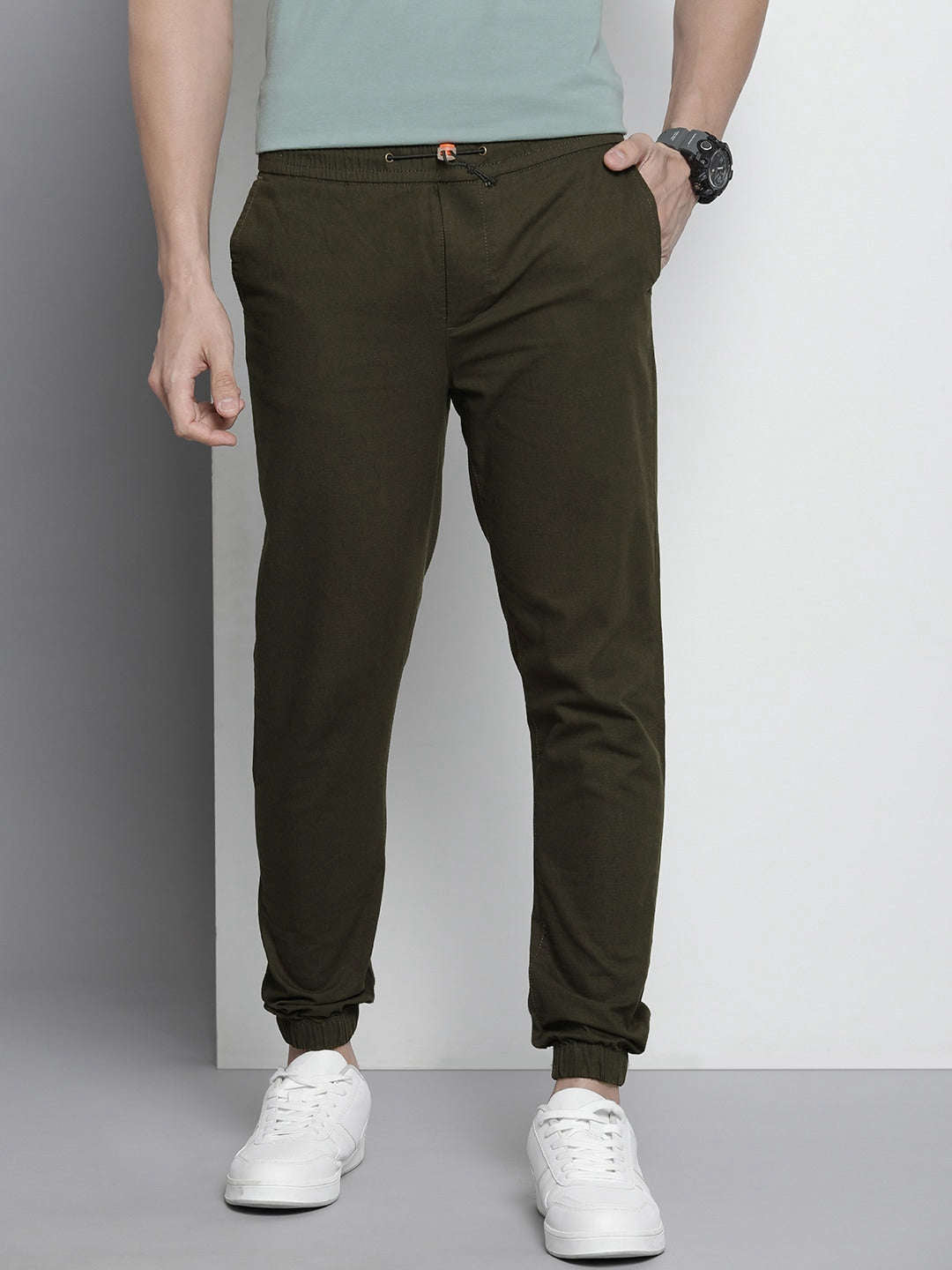 Shop Men Jogger Pant Online.