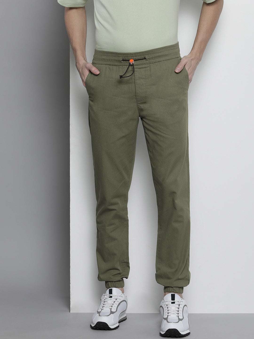 Shop Men Jogger Online.