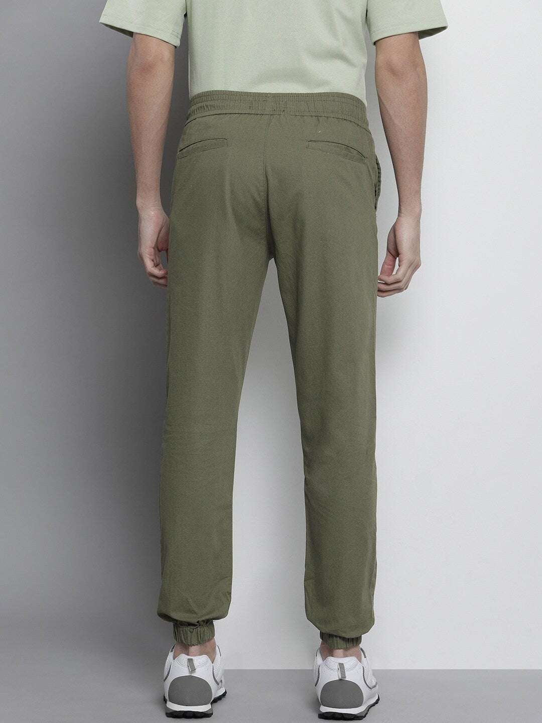 Shop Men Jogger Online.