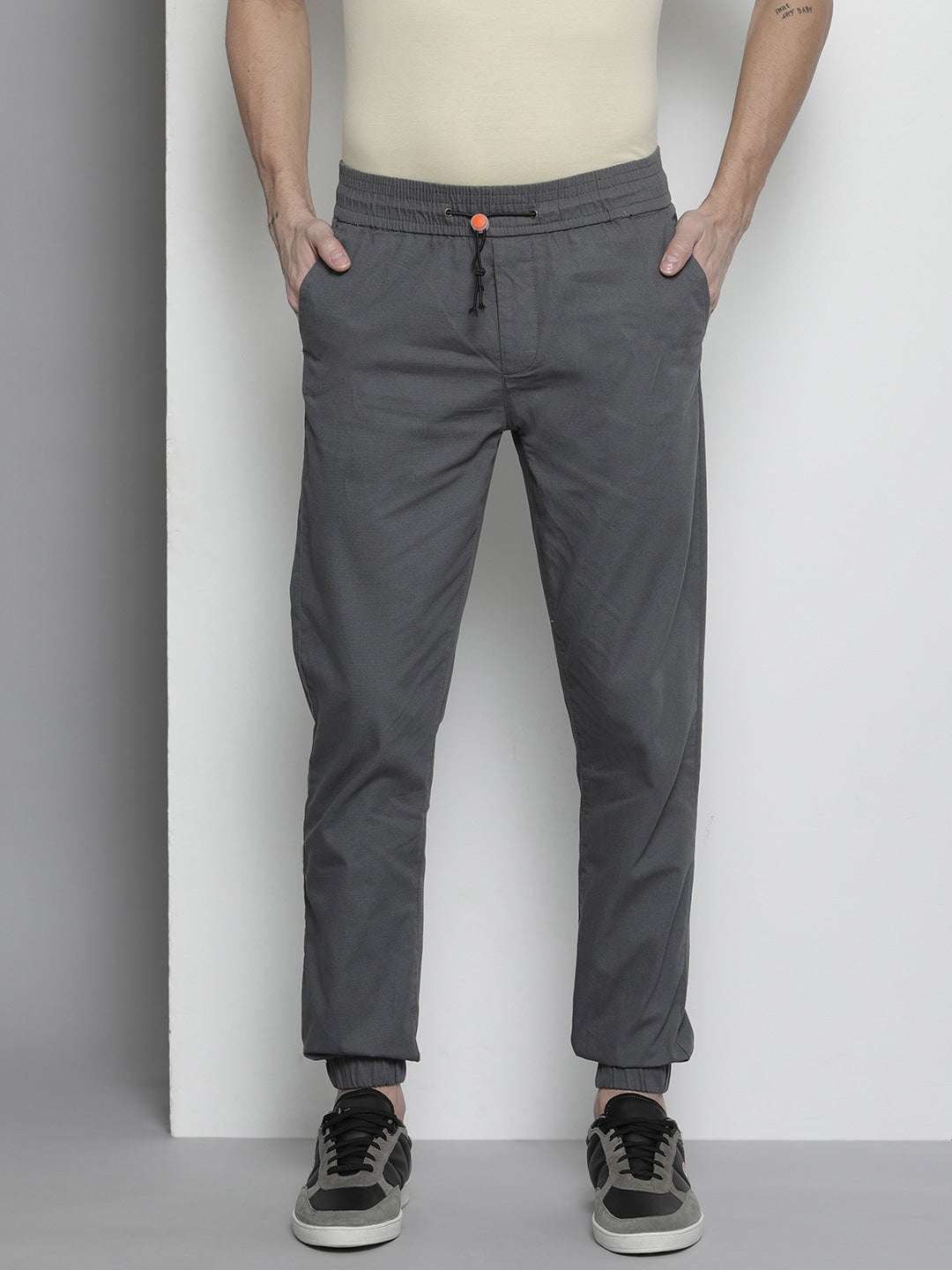 Shop Men Jogger Pant Online.