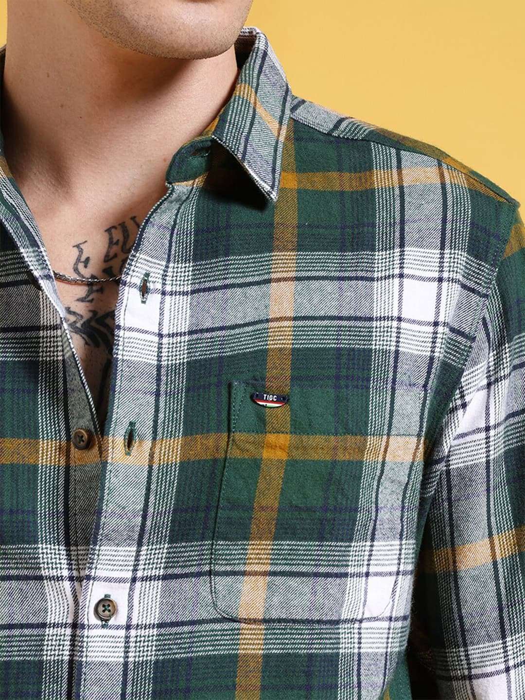 Shop Men Checked Shirt Online.