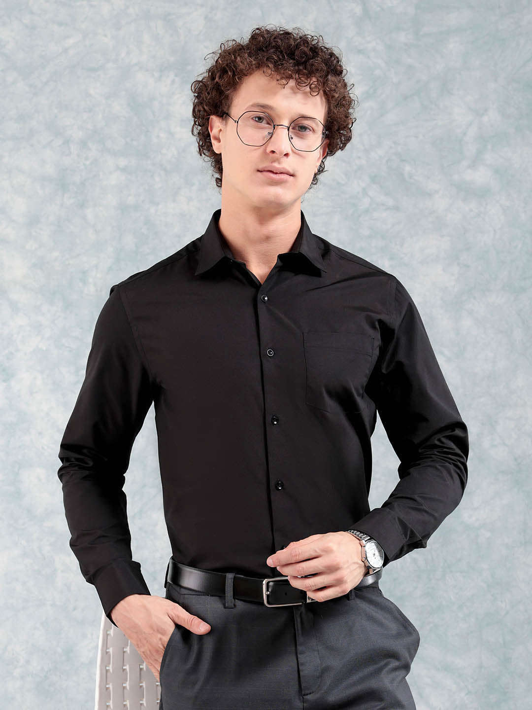 Shop Men Slim Fit Luxe Formal Shirt Online.