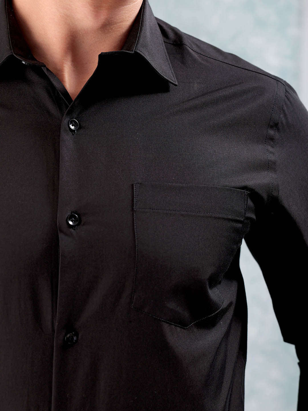 Shop Men Slim Fit Luxe Formal Shirt Online.