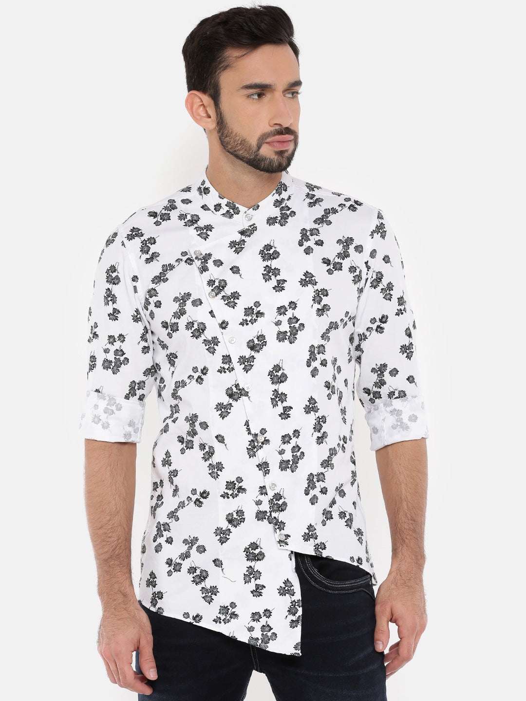 Shop The Indian Garage Co Men White & Grey Floral Printed Kurta Online.