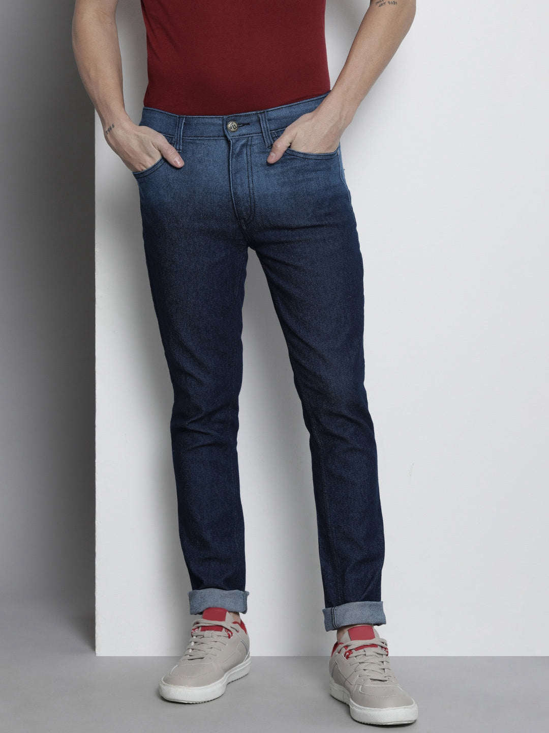 Shop Men Slim Fit Jeans Online.