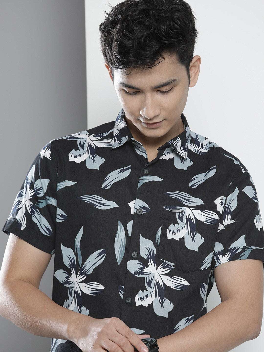 Shop Men Tropical Resortwear Shirt Online.