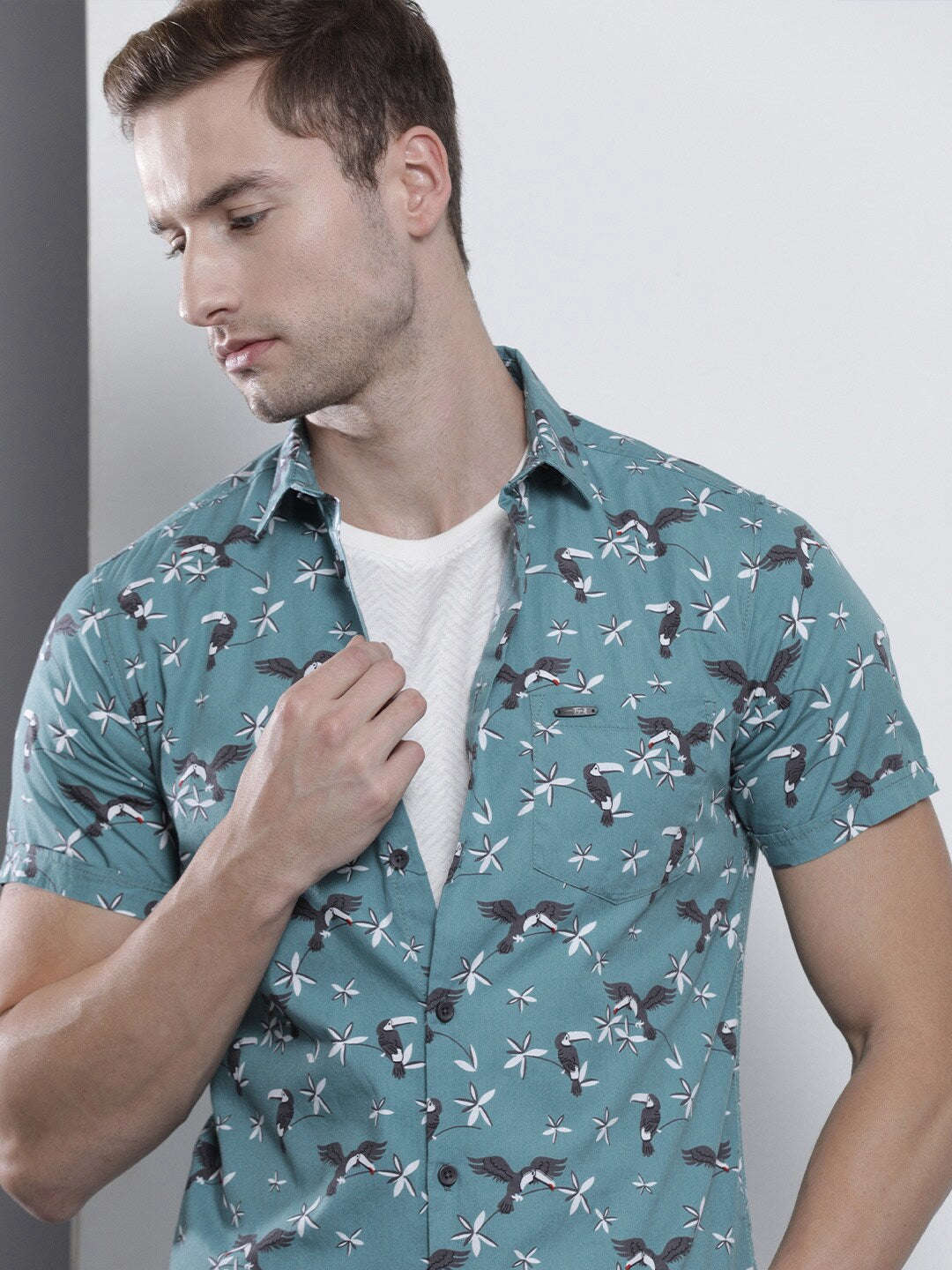 Shop Men Tropical Resortwear Shirt Online.