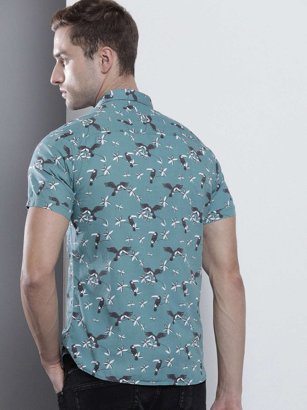 Shop Men Tropical Resortwear Shirt Online.