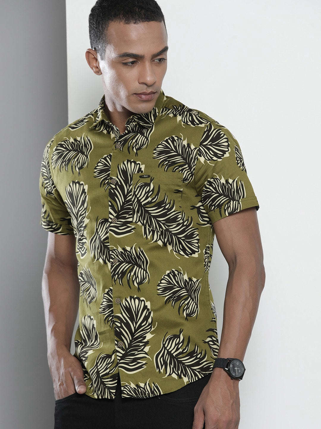 Shop Men Tropical Resortwear Shirt Online.