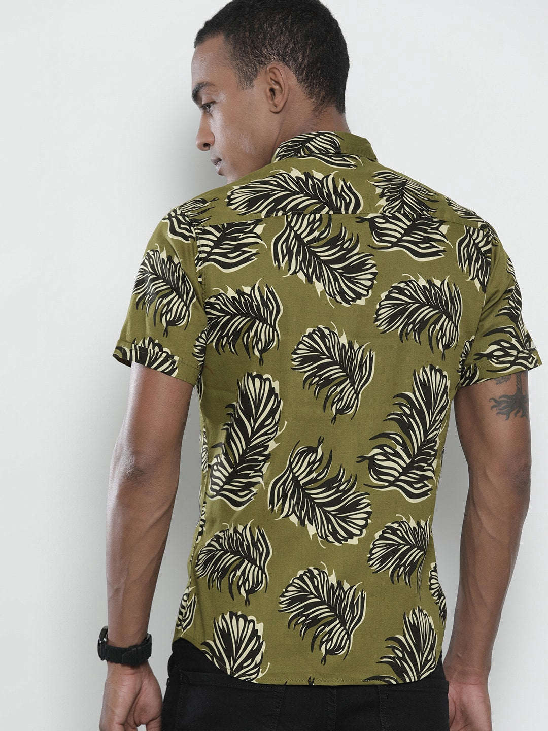 Shop Men Tropical Resortwear Shirt Online.