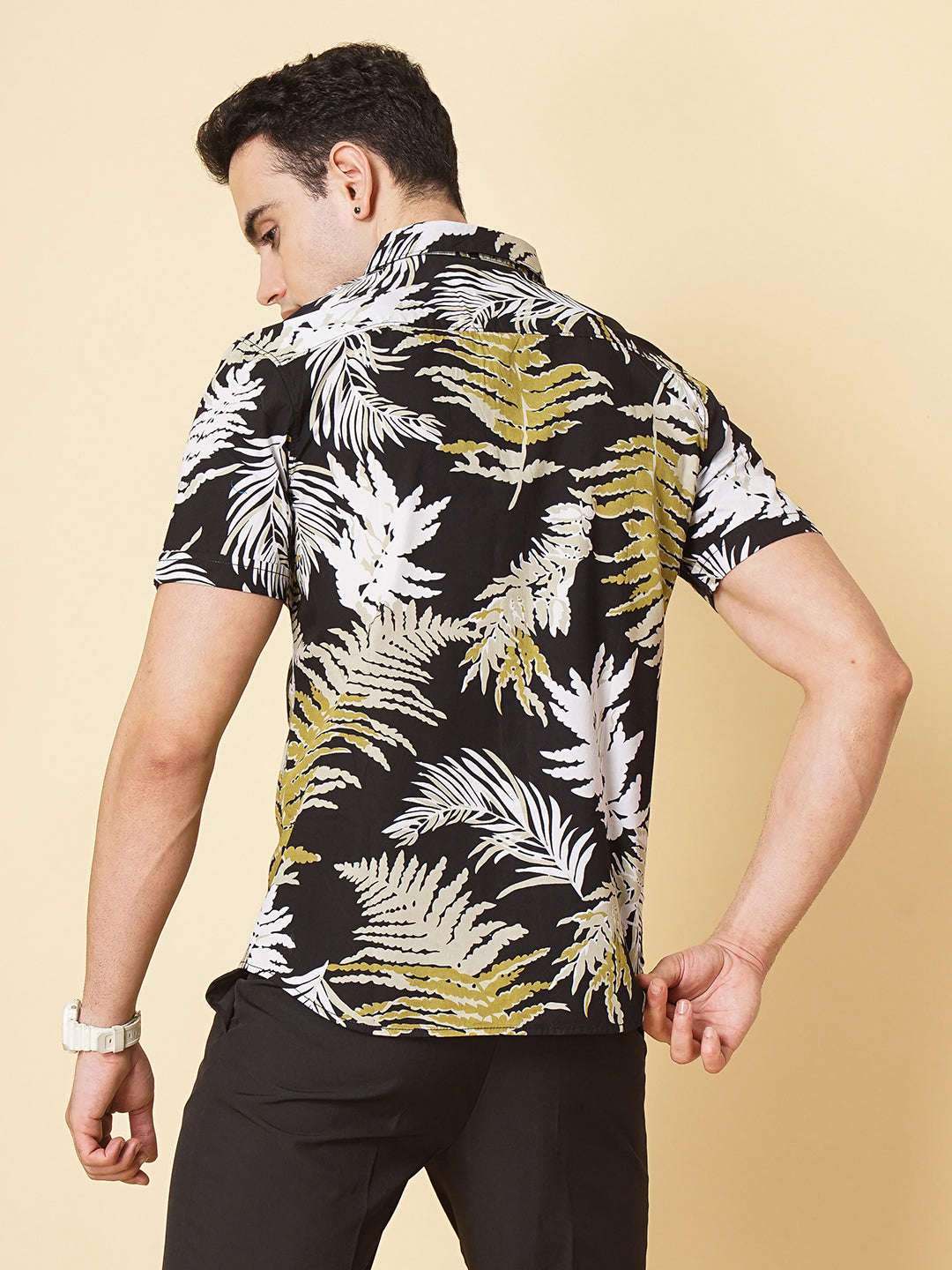 Shop Men Tropical Resortwear Shirt Online.