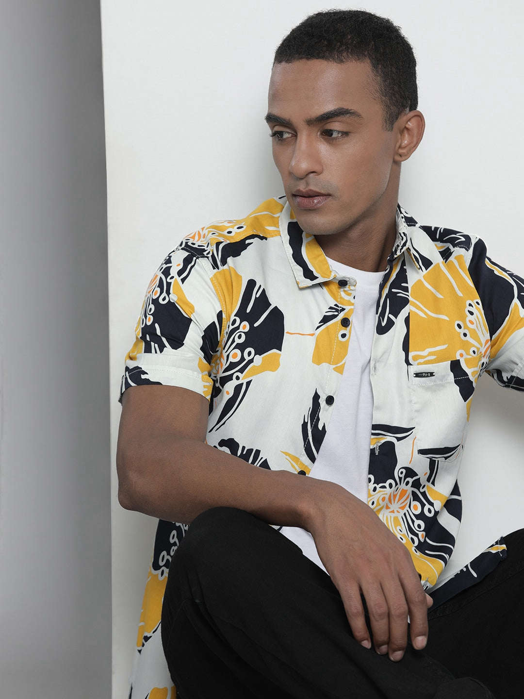 Shop Men Abstract Resortwear Shirt Online.